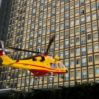 Il giovanissimo motociclista è ricoverato al Cto di Torino