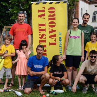 I segreti dell’associazione Familupis: “Passione, trampoli e voglia di fare gruppo”