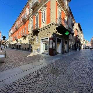 Alba, due numeri di telefono per affrontare l’emergenza Covid