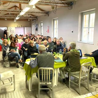 L'assemblea della neonata cooperativa Coesioni Sociali