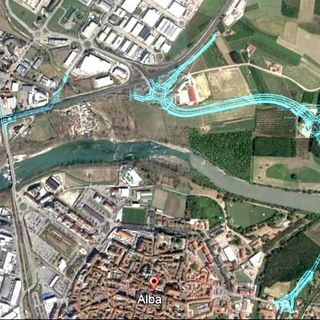 Il tracciato del futuro terzo ponte albese e la sua connessione con l'attuale viabilità