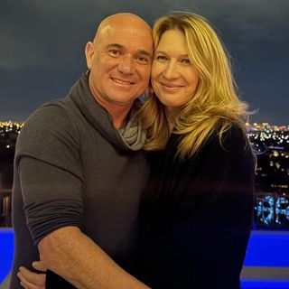 Andre Agassi e Steffi Graf il 7 novembre a Cuneo: biglietti gratuiti disponibili da mercoledì 23 ottobre Andre Agassi e Steffi Graf il 7 novembre a Cuneo: biglietti gratuiti disponibili da mercoledì 23 ottobre