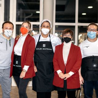 Lo staff del centro sportivo del quartiere San Cassiano