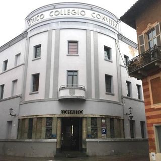 L'ex convitto albese, sede della Cn2