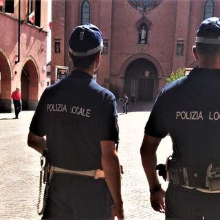 Proseguono i controlli messi in campo dalla Polizia Locale albese, impegnata anche sul fronte della Fiera Internazionale del Tartufo