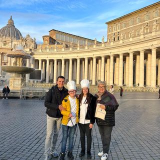 Matteo ed Elena, studenti dell’Alberghiero di Mondovì, in udienza dal Papa [VIDEO]