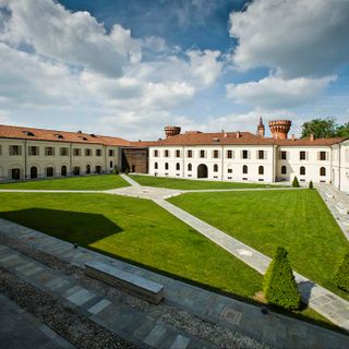 Dopo oltre tre mesi di chiusura, riaprono a Pollenzo l’Albergo dell’Agenzia e il Ristorante Garden