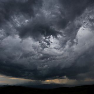 Sull’Albese possibili “limitate esondazioni dei corsi d’acqua” e “attivazione di frane”