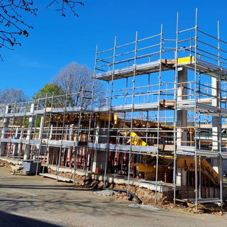 Il cantiere di via Caduti del Lavoro