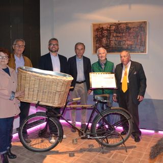 Inaugurata a Bra la mostra dedicata alla bicicletta