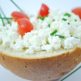 All'Open Baladin Cuneo un viaggio culinario con la crema di formaggio di capra: vieni a scoprire il suo gusto inaspettato!