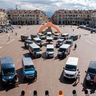 Da Fondazione CRC 20 nuovi pulmini per Associazioni ed Enti della Granda Da Fondazione CRC 20 nuovi pulmini per Associazioni ed Enti della Granda