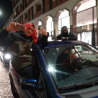 Tifosi in festa per le strade di Bra