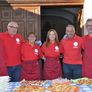 Nelle foto di Luciano Cravero, alcuni momento della cena dei Battuti Bianchi