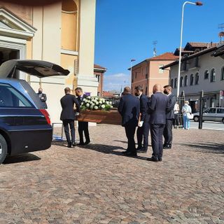 "Paolo era un sognatore": grande commozione ai funerali della "tigre di Cuneo"