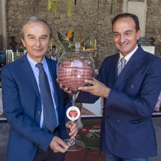 Il sindaco di Bra Gianni Fogliato col governatore piemontese Alberto Cirio