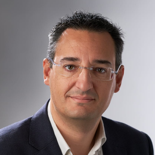 Matteo Ravera, 46 anni, attuale vicesindaco, e in consiglio comunale da 15 anni