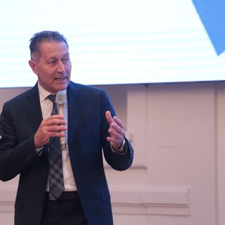 Mauro Gola