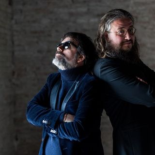 A Saluzzo Roberto Mercadini e Guido Catalano con le loro "Cose che non avremmo sperato di potervi dire"