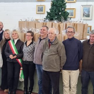 Marsaglia consegna la cittadinanza onoraria a Mattia Aguzzi, che ha salvato una bambina caduta da un palazzo a Torino