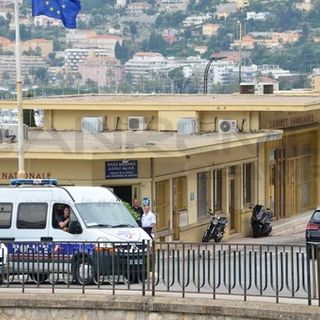 Aperte le frontiere dalla mezzanotte: nessuna restrizione per entrare in Francia