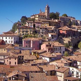 Una veduta del comune langarolo