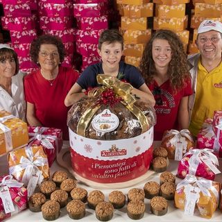Nuovo panettone pera e cioccolato: l’alleanza piemontese tra Albertengo e Gobino