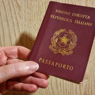 Con Polis il passaporto si potrà richiedere presso gli uffici postali