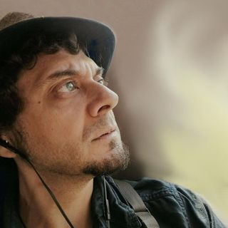 Fabio Privitera, ospite questa sera a La Bookeria di via Paruzza