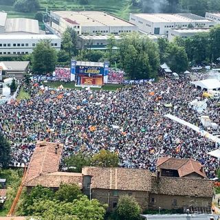 A Pontida anche i leghisti della Granda: "Oltre 350 persone si sono unite alla marea umana del pratone storico"