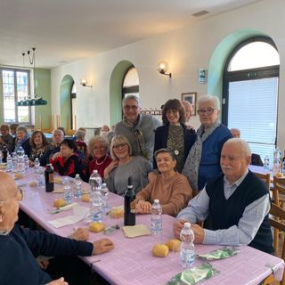 Alba, oltre sessanta i partecipanti al pranzo di Carnevale dei Centri anziani cittadini Alba, oltre sessanta i partecipanti al pranzo di Carnevale dei Centri anziani cittadini