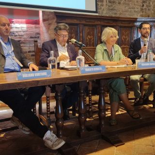 Il tavolo dei relatori