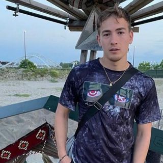 Uccise il padre e l'amico che li ospitava a Montaldo Mondovì: Sacha Chang assolto perché "incapace di intendere e di volere"