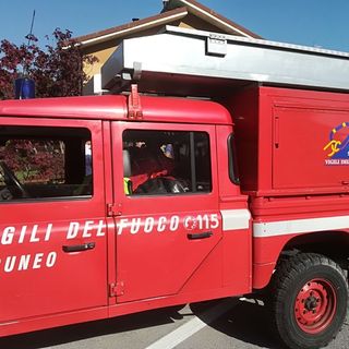 Vigili del fuoco in campo con i volontari di Venasca e una squadra del nucleo Speleo Alpino Fluviale Vigili del fuoco in campo con i volontari di Venasca e una squadra del nucleo Speleo Alpino Fluviale