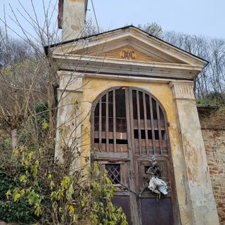 Bra festeggia l’Immacolata ma la cappella di Santa Maria del Castello va in rovina