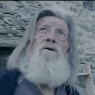 Si è spento Giulio Brogi, l'attore che ha prestato volto e voce a Padre Sergio di Marmora nel film "La terra buona"