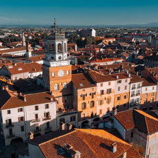 Savigliano, giovedì 16 maggio lo spettacolo "NON CANTARMI Parole & (un'altra) Musica" Savigliano, giovedì 16 maggio lo spettacolo "NON CANTARMI Parole & (un'altra) Musica"
