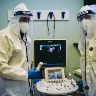 Nuovi casi e decessi stabili in Piemonte. I ricoveri calano sotto i 2.700