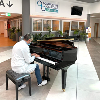 Musica e arte come terapia: un pomeriggio sulle buone pratiche dell'Asl Cn2