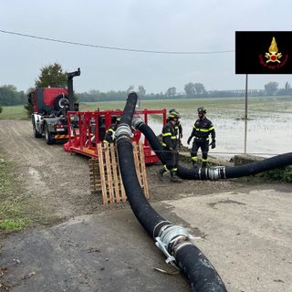 I Vigili del Fuoco della Granda impegnati nelle zone alluvionate dell'Emilia Romagna I Vigili del Fuoco della Granda impegnati nelle zone alluvionate dell'Emilia Romagna
