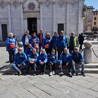 Il gruppo di vespisti braidesi a Pontedera