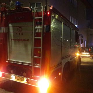 Alba, caldaia danneggiata riempie di monossido un'abitazione di due piani: sul posto sanitari e vigili del fuoco