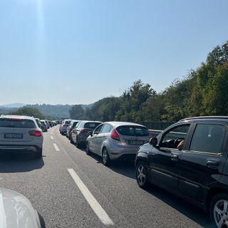 Incubo code pasquali? Forse no: tra Altare e Savona due corsie nella direzione di traffico prevalente Incubo code pasquali? Forse no: tra Altare e Savona due corsie nella direzione di traffico prevalente