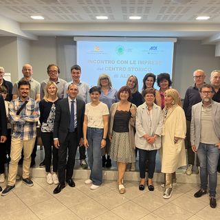 Le opportunità del Distretto del Commercio  presentate ai commercianti del centro storico di Alba