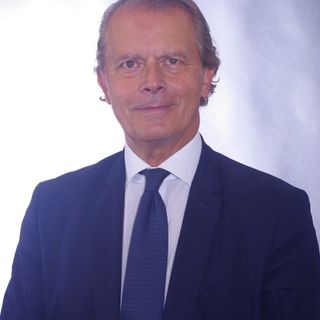 Se senti che la tua azienda è in crisi contatta subito chi può supportarti a risolvere i problemi di imprenditore dal punto di vista legale