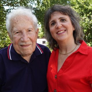 Silvia Gullino con il Carabiniere Reale Renato Quaglia, 106 anni il prossimo 25 aprile
