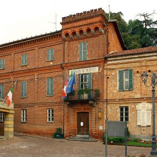 Sommariva del Bosco, il gruppo SdB+ chiede chiarimenti sull'utilizzo del logo comunale su Facebook