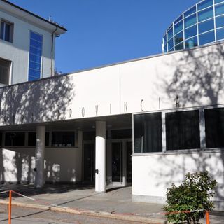 Il Centro Incontri della Provincia di Cuneo dove si è svolto l'incontro Il Centro Incontri della Provincia di Cuneo dove si è svolto l'incontro