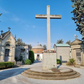 Il cimitero urbano di Bra Il cimitero urbano di Bra