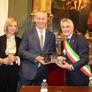 Il sindaco Bo e l'assessore Boffa col primo cittadino di Banská Bystrica, Ján Nosko